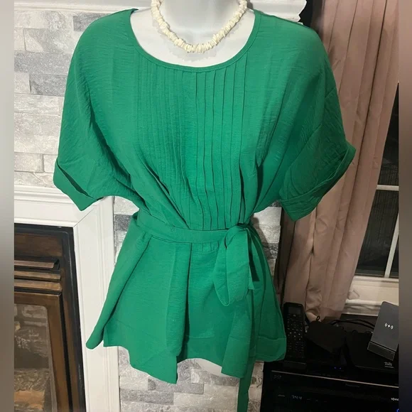 Cici Bird Green Women’s Summer Blouse, Short Sleeve, Size L NWT - Picture 4 of 5